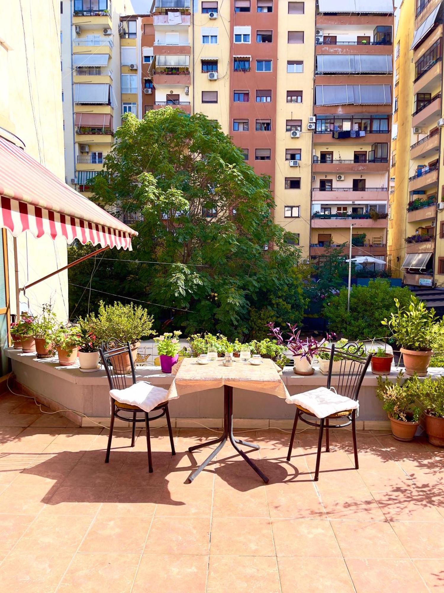 Maris Apartment Тирана Екстер'єр фото